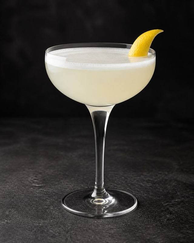 Army and Navy cocktail