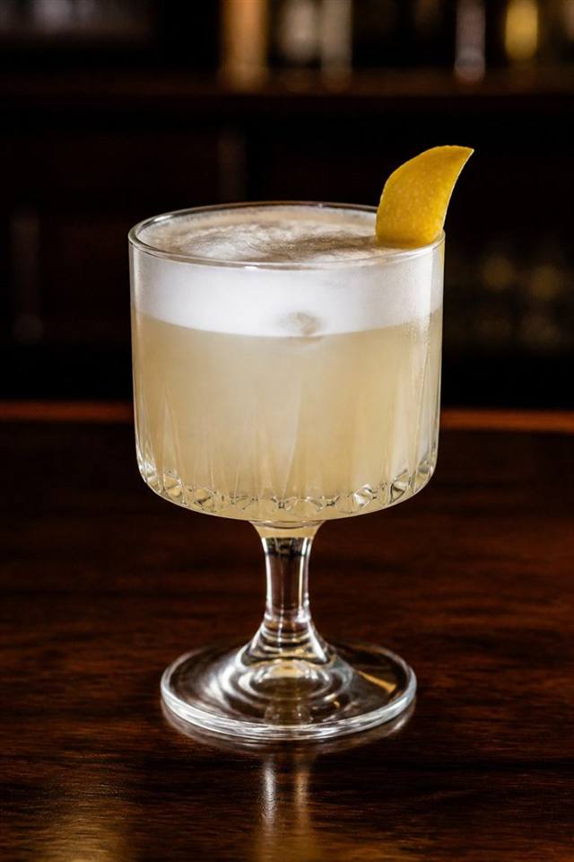 Frisco Sour cocktail