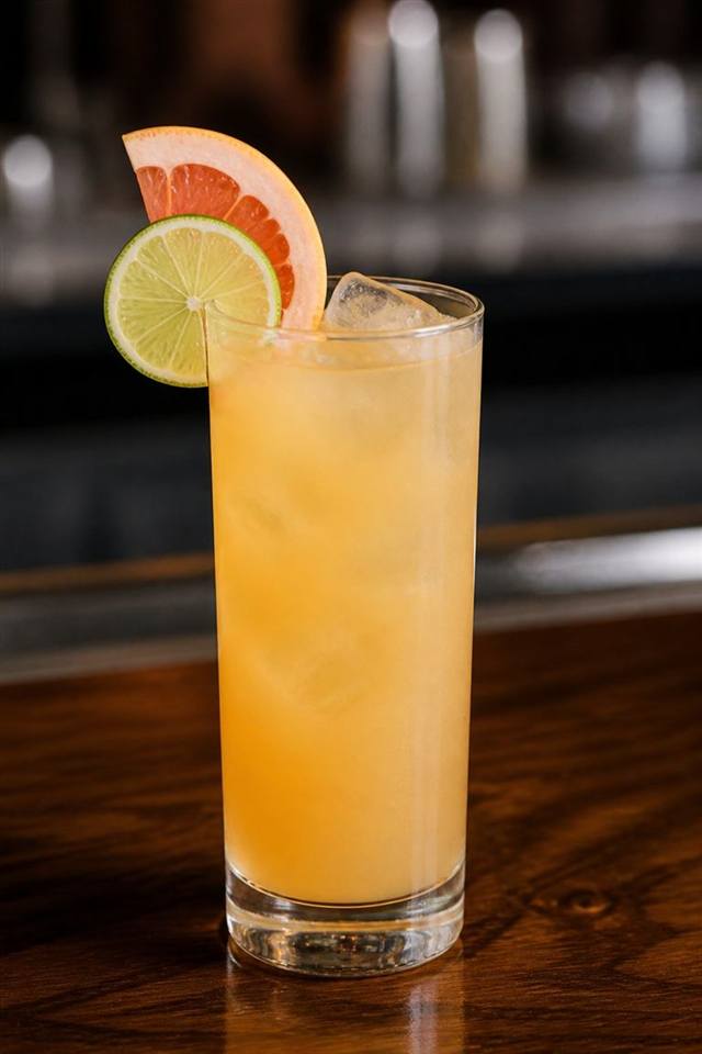 Pineapple Paloma cocktail